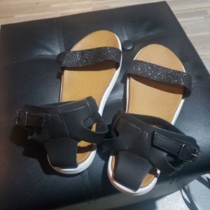 Justice sandals